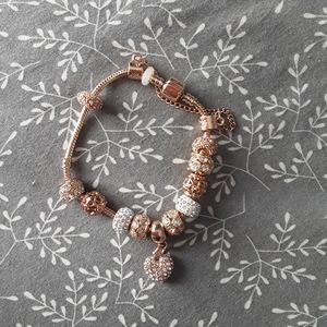Pandora like bracelet in perfect condition  - 3 FOR 20$